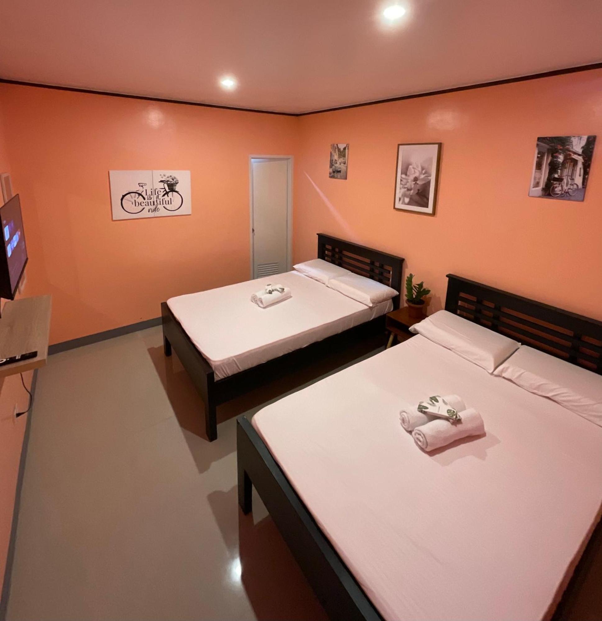 Halajo Bnb Transient Laoag Exterior photo